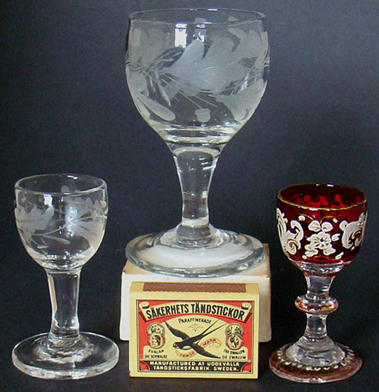 Valentijn Antiek: glas kristal voor diamantslijpsel, ruitwaaier, olijfslijpsel,